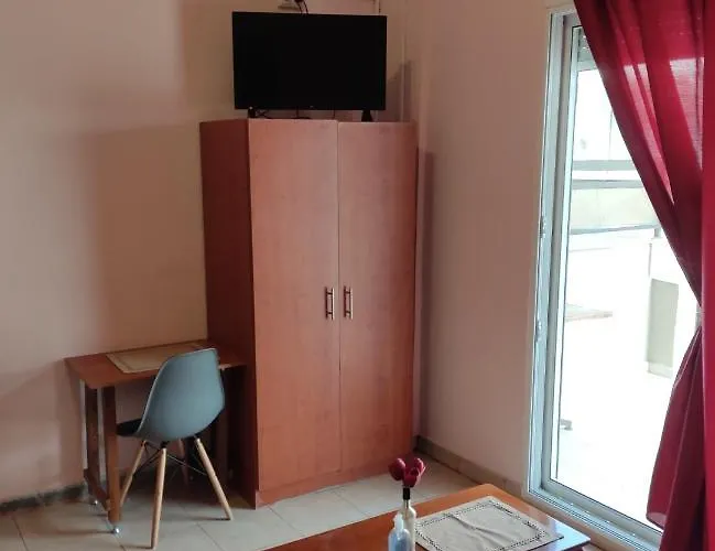 招待所 Nikolettas Traditional House 3*